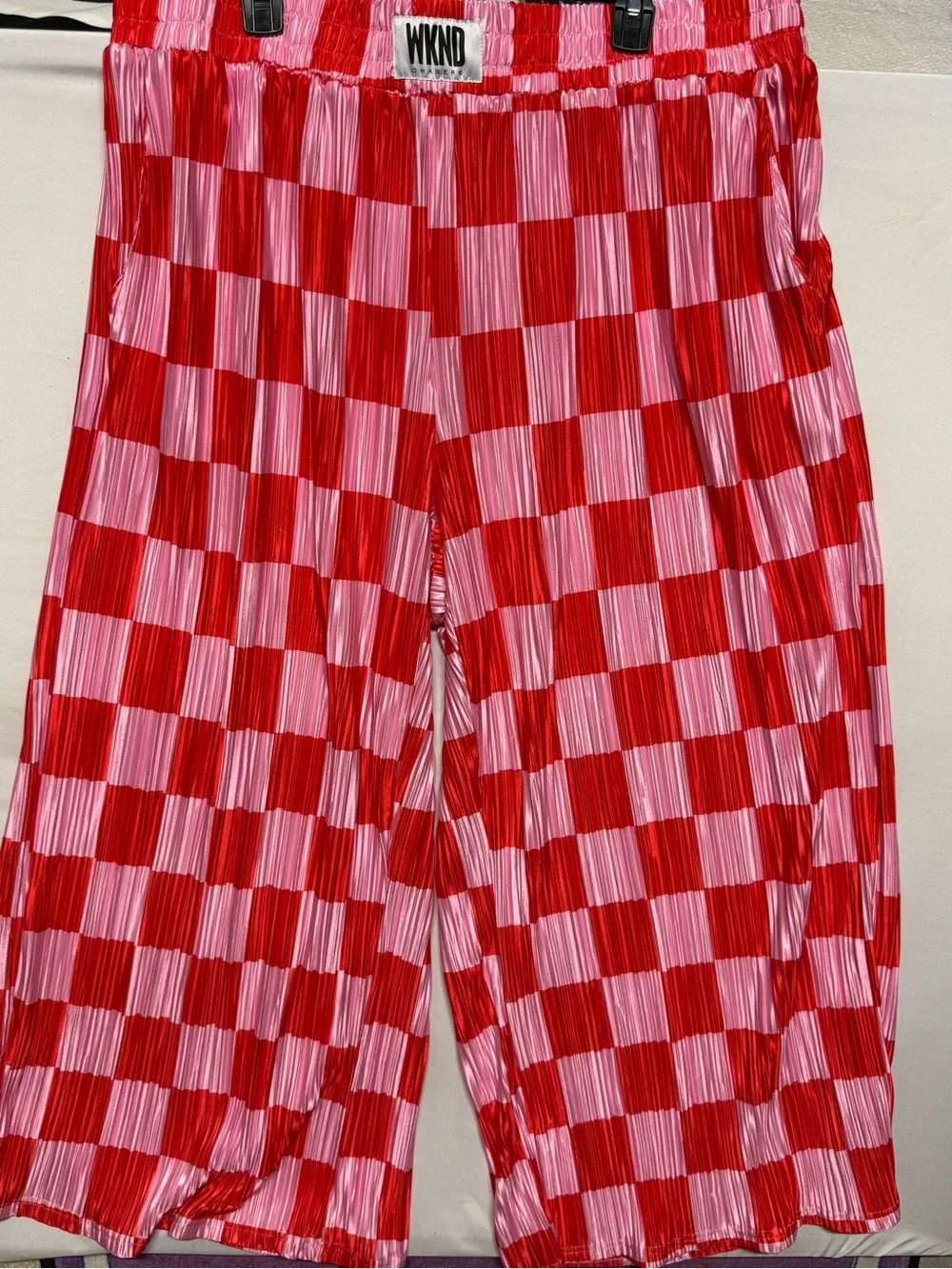 WKND by Chaser Checkered Plisse Pants - Red & Pink 4XL - Picture 4 of 8